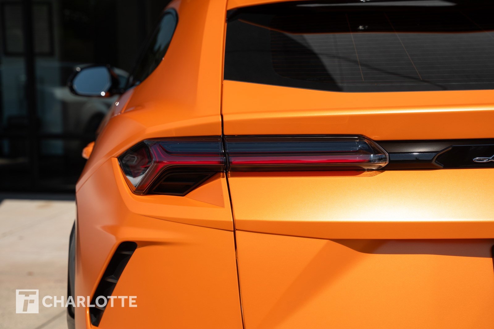 2021 Lamborghini Urus photo 14