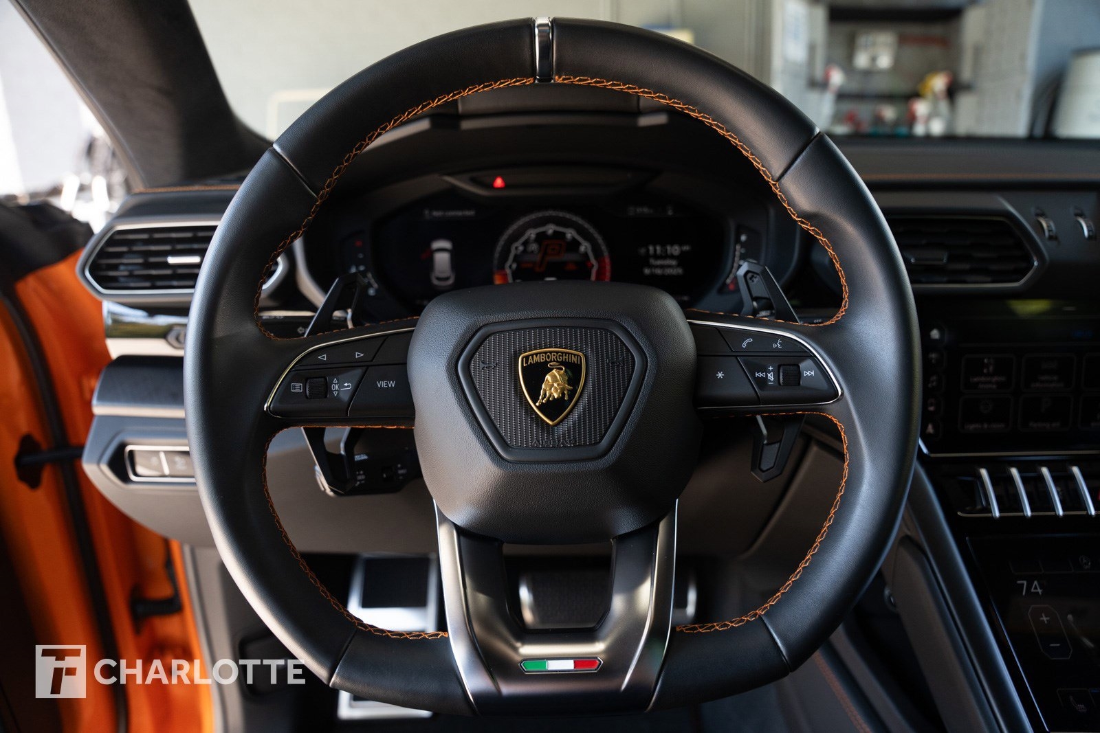2021 Lamborghini Urus photo 22