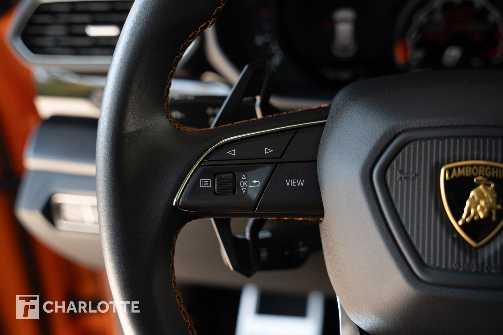 2021 Lamborghini Urus photo 24
