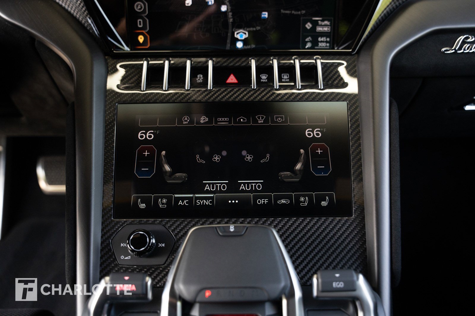 2023 Lamborghini Urus Performante photo 25