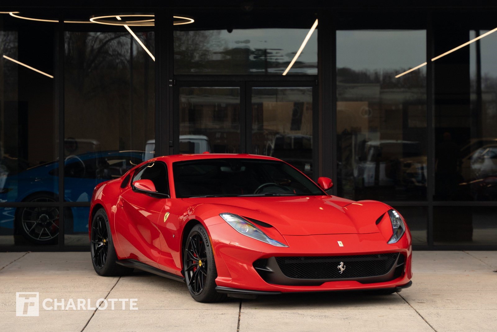 2019 Ferrari 812 Superfast Base