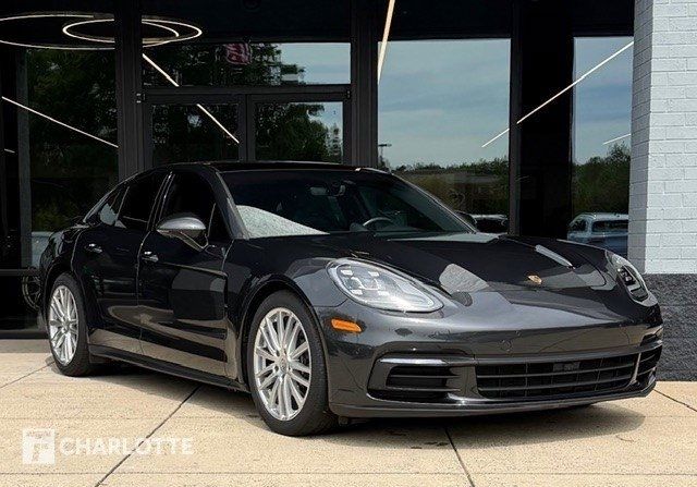 2020 Porsche Panamera Base