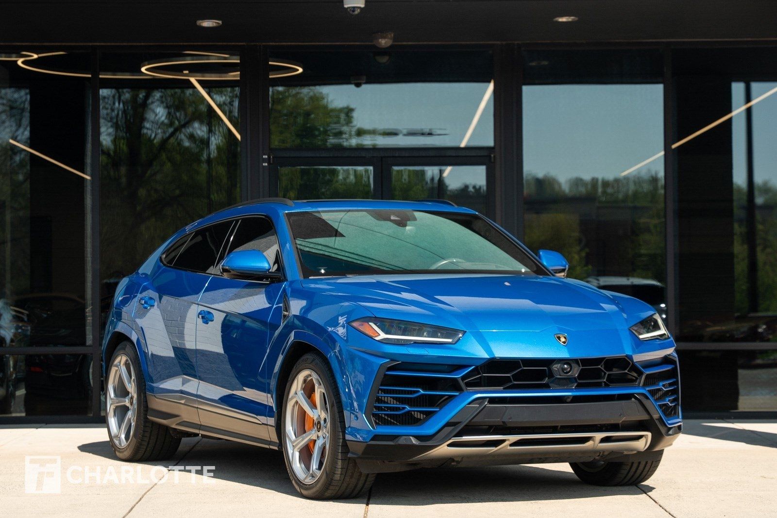 2021 Lamborghini Urus Base