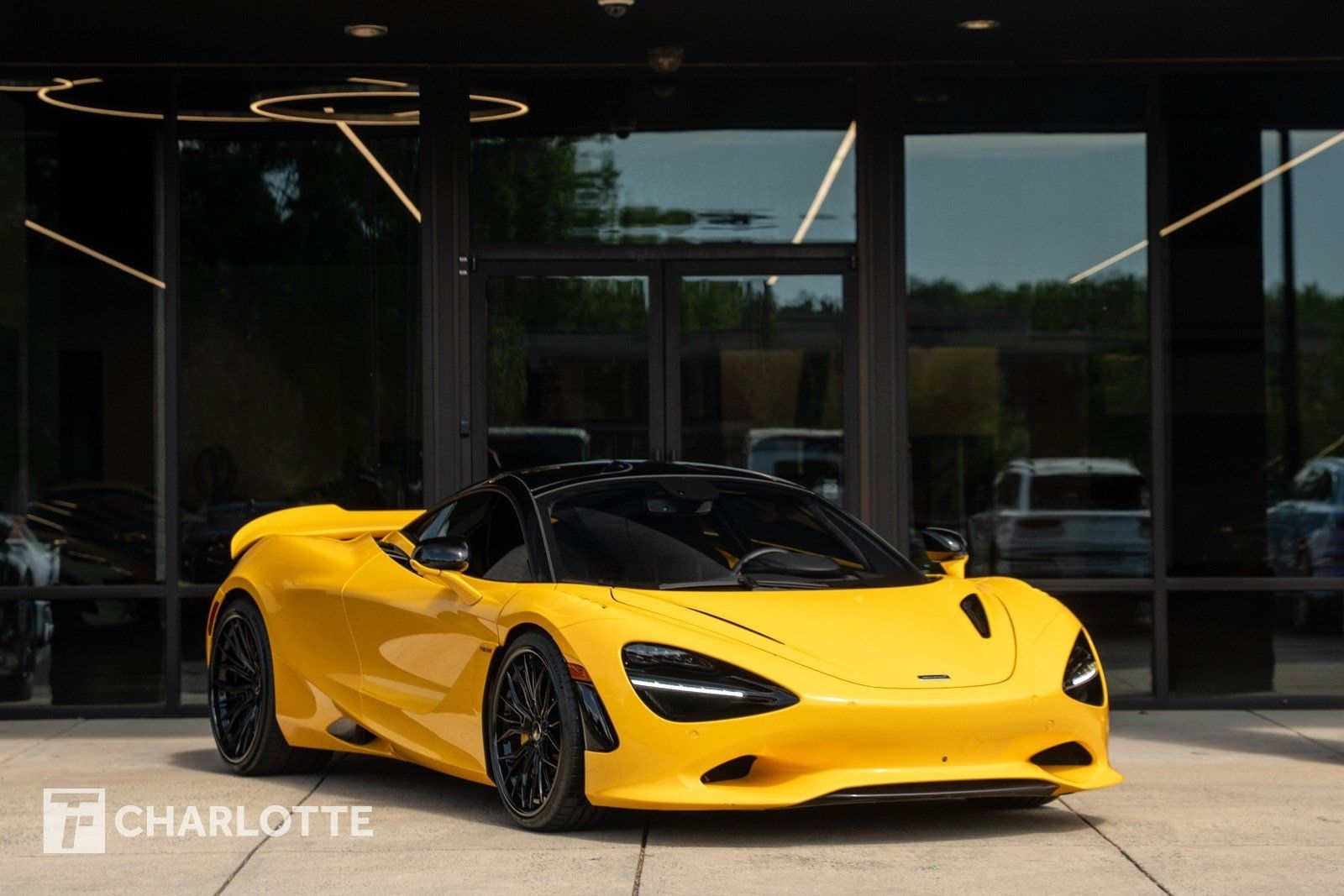 2025 McLaren 750s Coupe