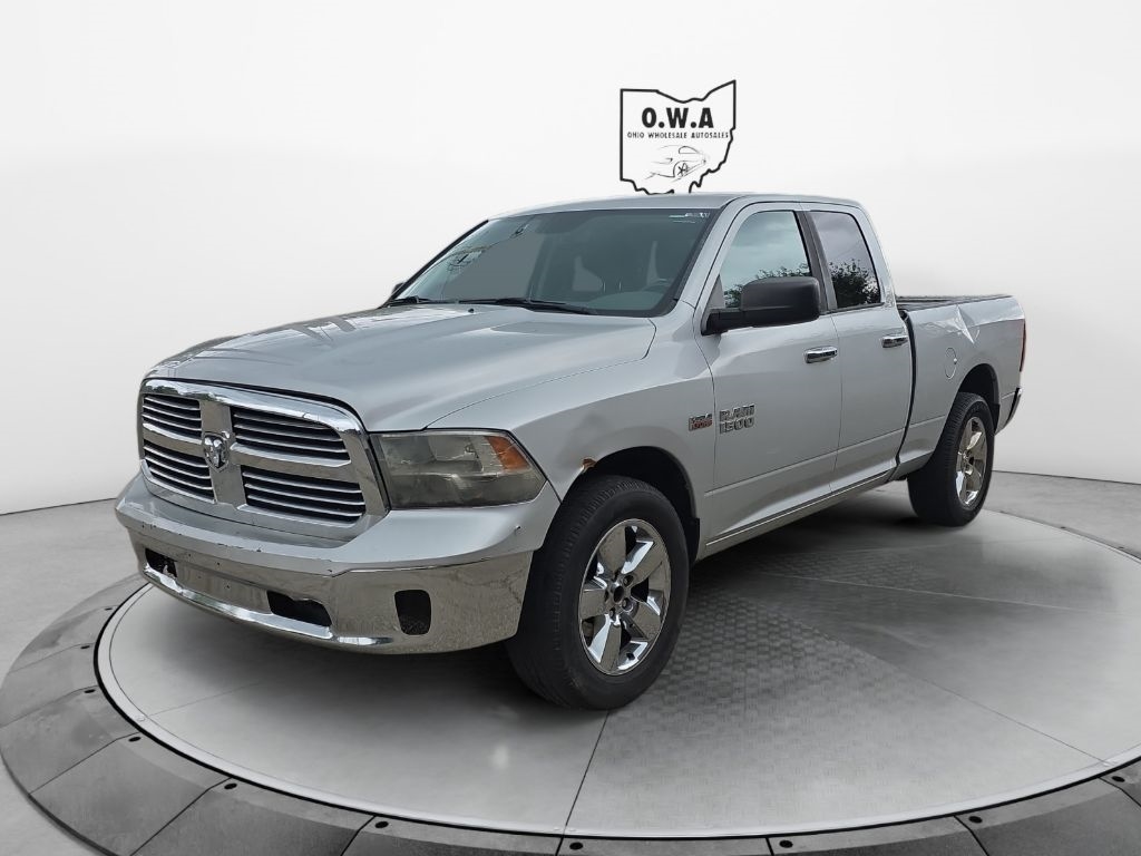 2016 RAM 1500 SLT Quad Cab 4WD