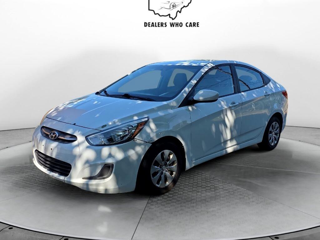 2016 Hyundai Accent SE 4-Door 6A