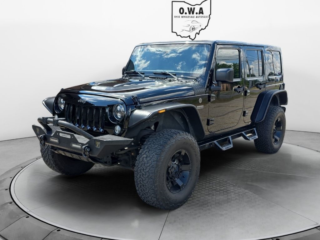 2016 Jeep Wrangler Unlimited Sahara's photo