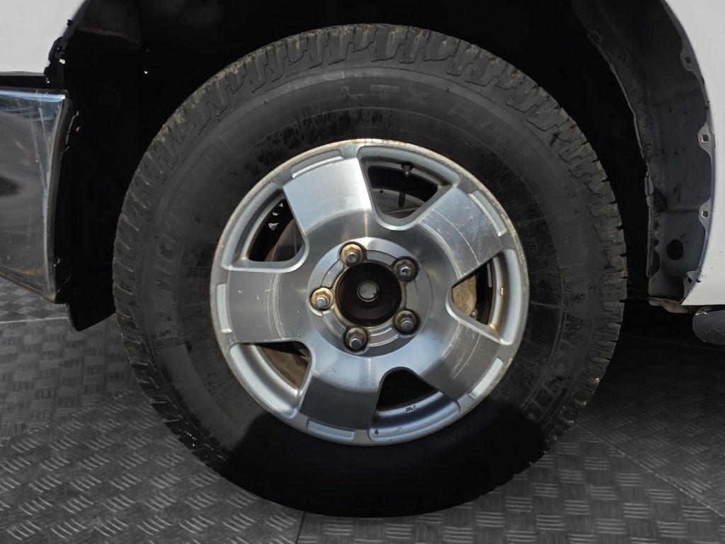 2011 Toyota Tundra Tundra-Grade CrewMax 5.7L 2WD