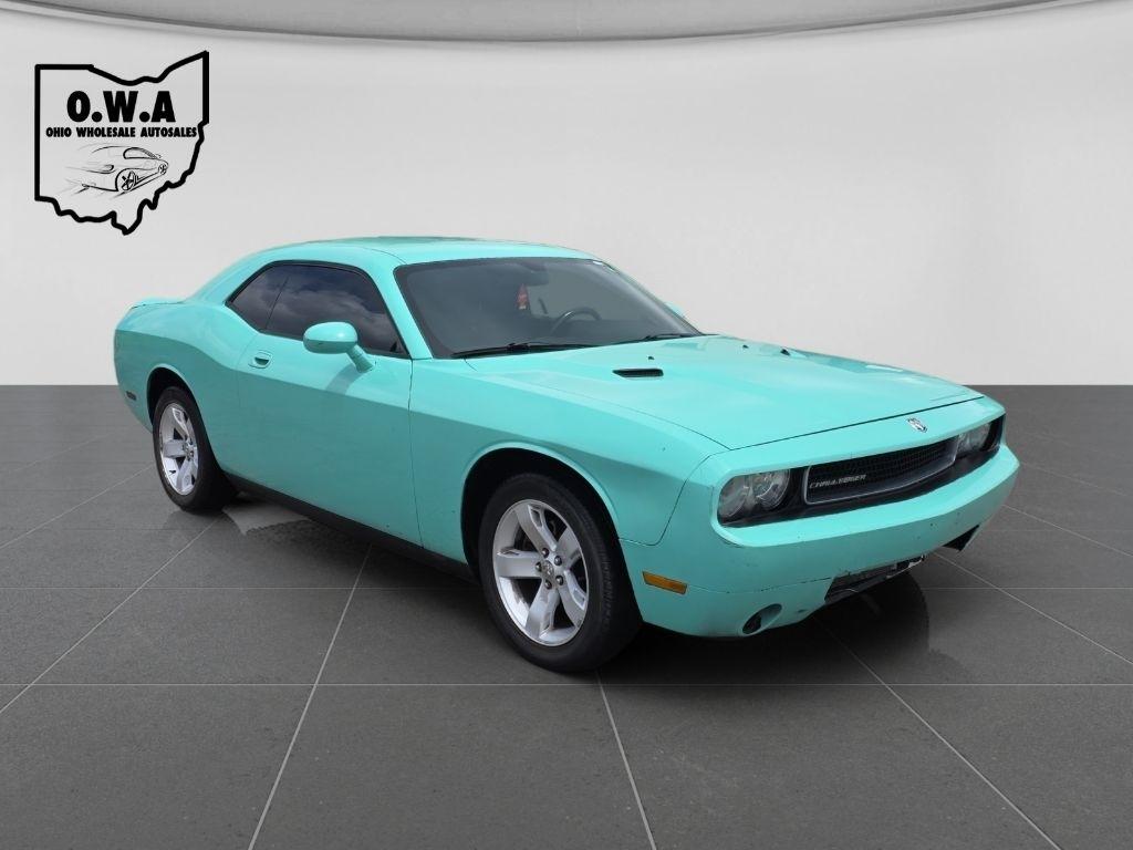 2010 Dodge Challenger SE's photo