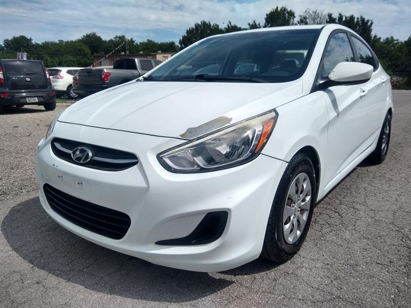 2016 Hyundai Accent SE 4-Door 6A