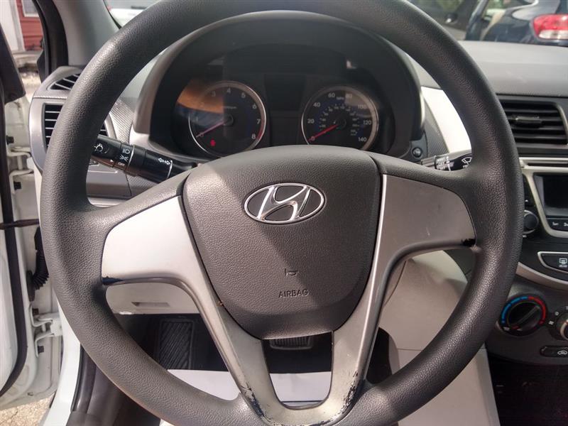 Hyundai Accent SE 4-Door 6A 2016