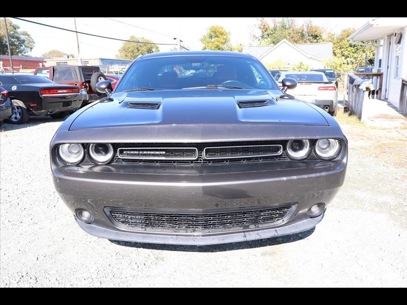 2015 Dodge Challenger SXT Plus