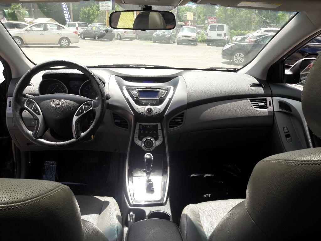 Hyundai Elantra GLS A/T 2012
