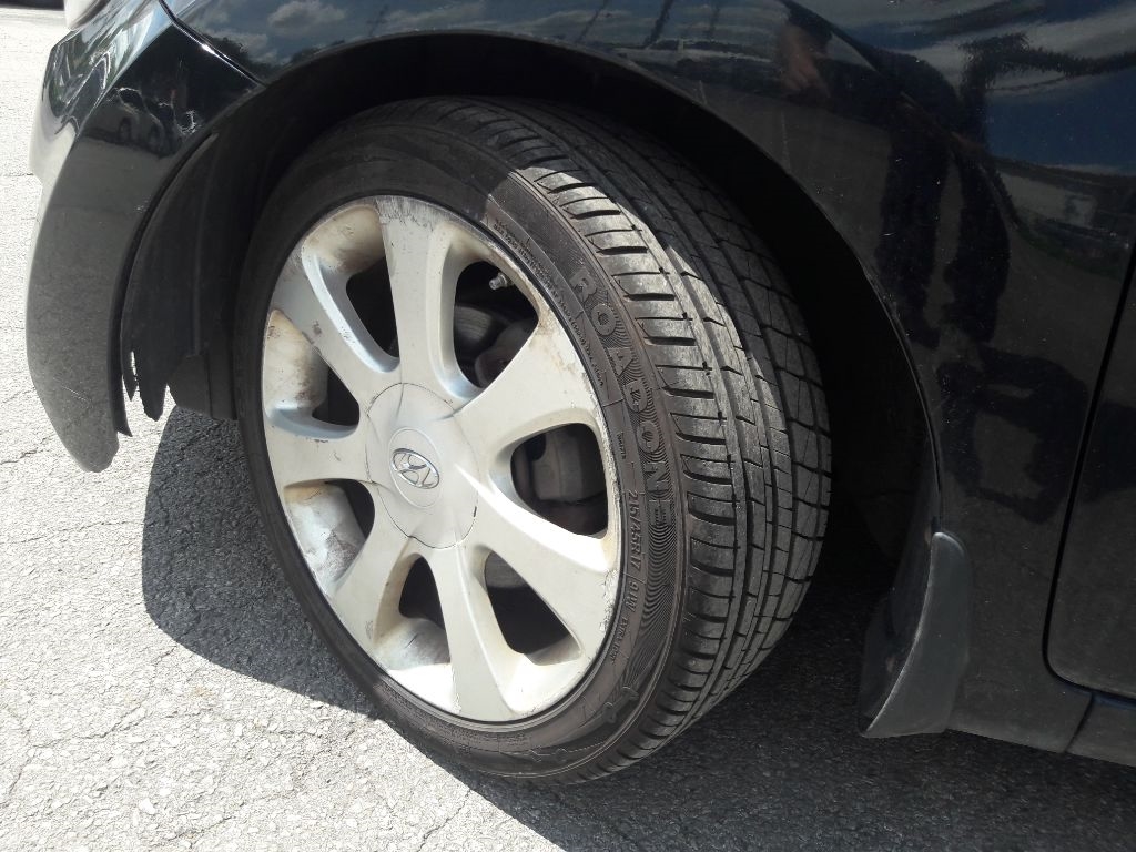 Hyundai Elantra GLS A/T 2012