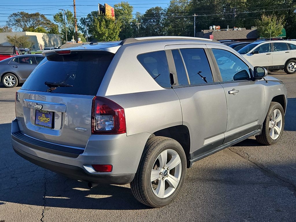 Jeep Compass Latitude FWD 2016