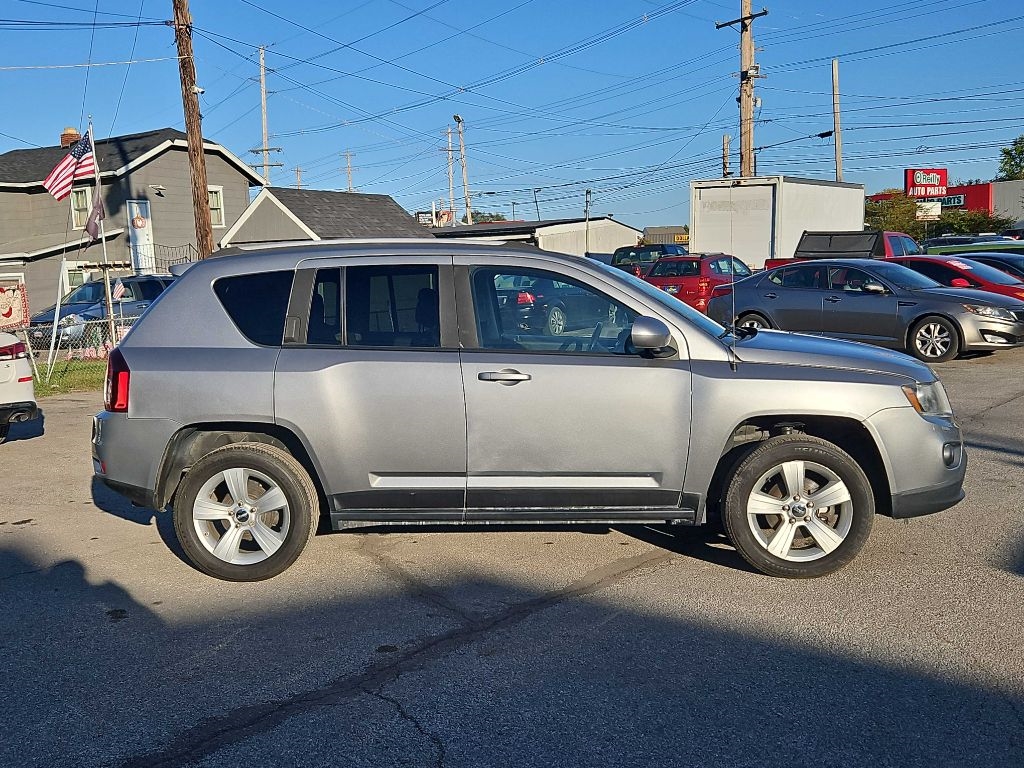Jeep Compass Latitude FWD 2016