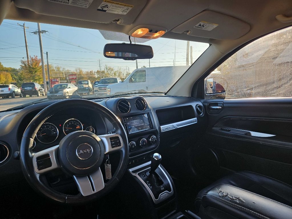 Jeep Compass Latitude FWD 2016