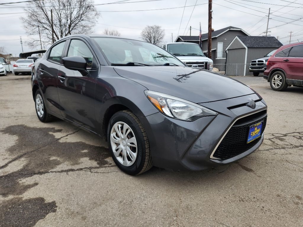 Toyota Yaris iA 6A 2019