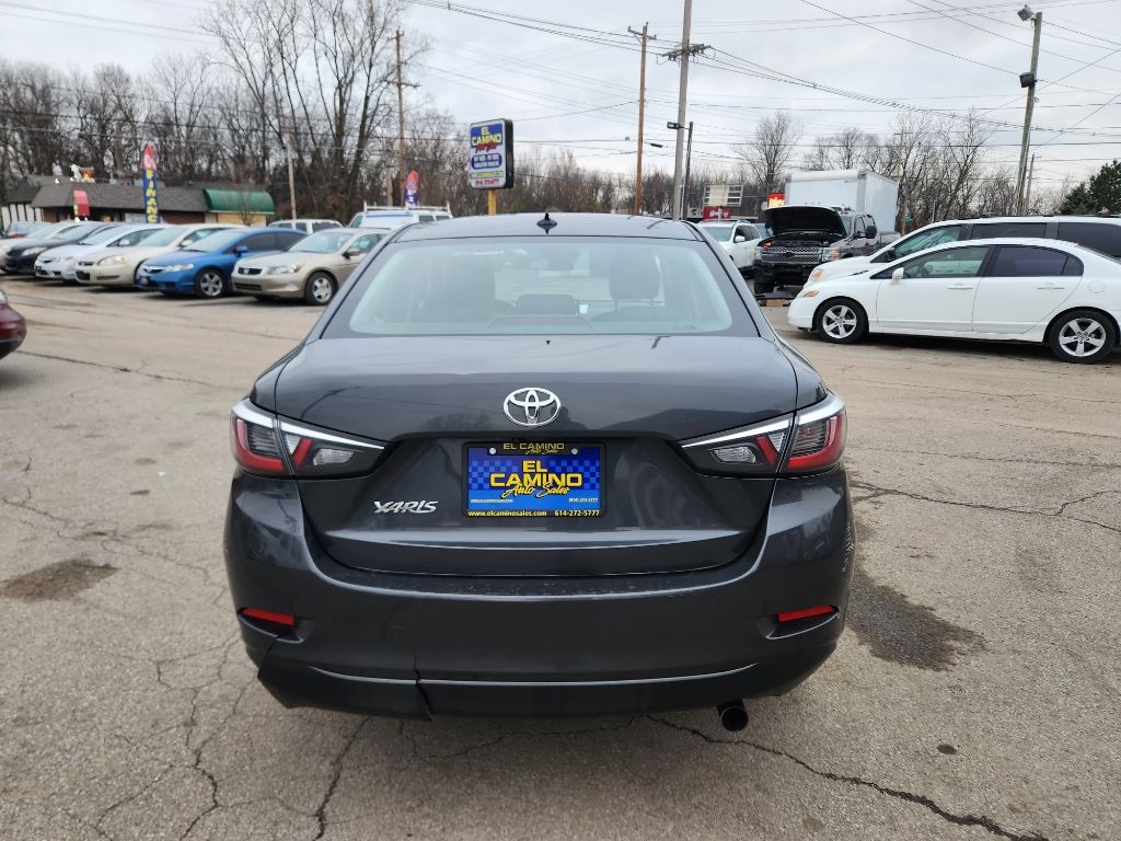 Toyota Yaris iA 6A 2019