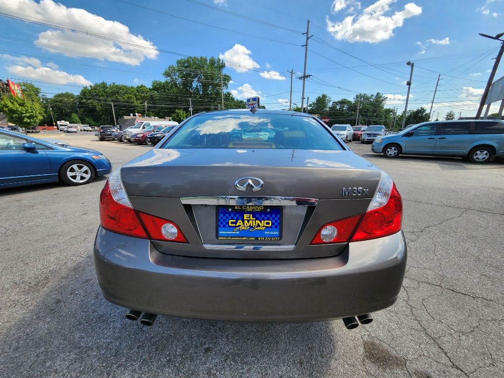 Infiniti M 35 4WD 2007