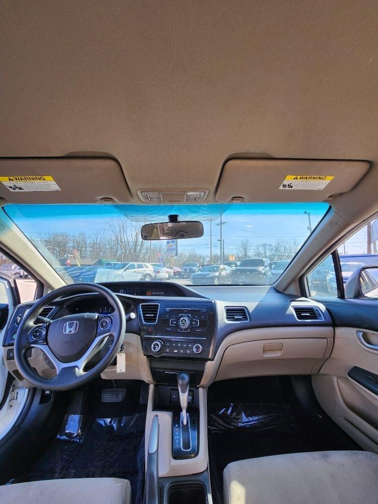 Honda Civic LX Sedan 5-Speed AT 2013