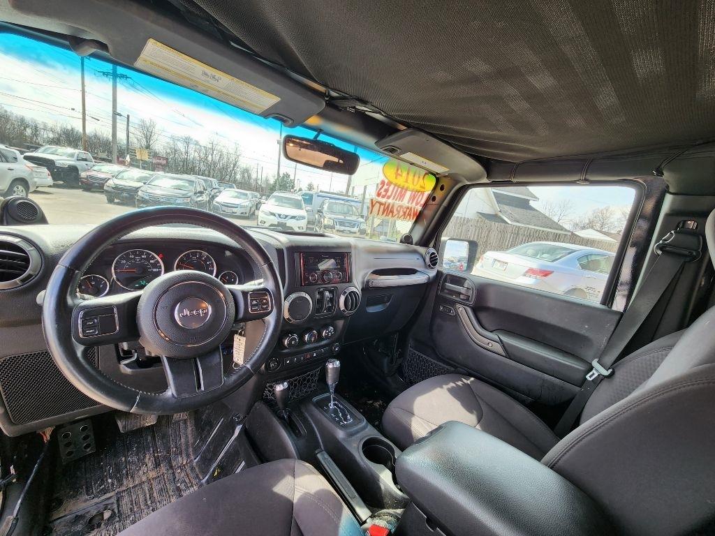Jeep Wrangler Unlimited Sport 4WD 2014