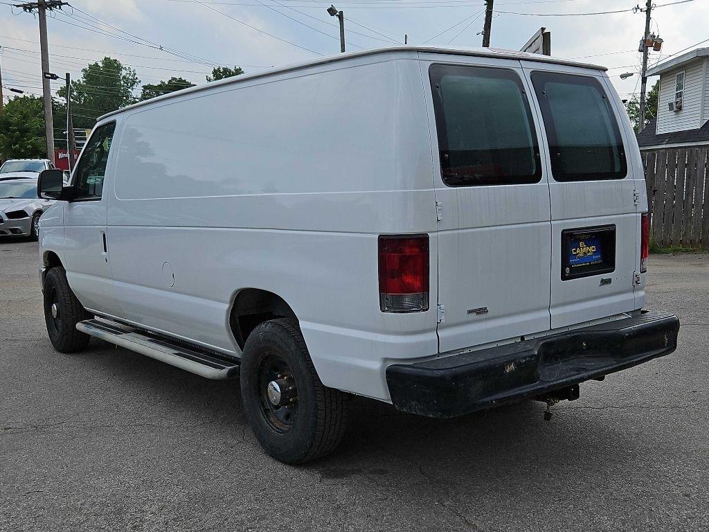 Ford Econoline E-250 2014