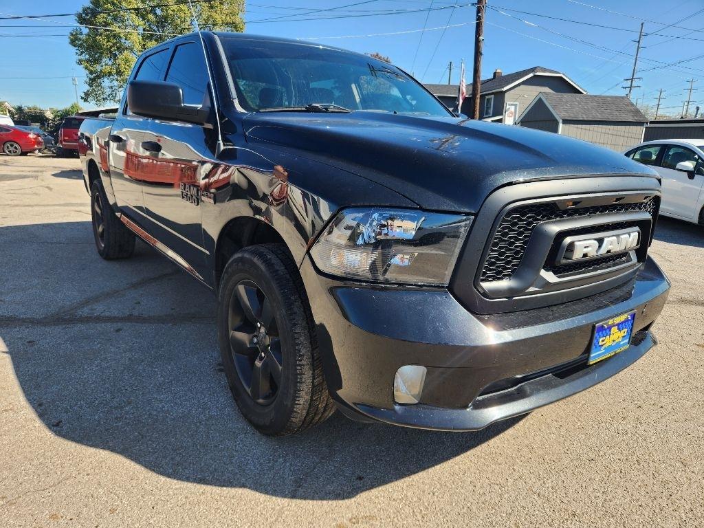 RAM 1500 Tradesman Crew Cab SWB 4WD 2017