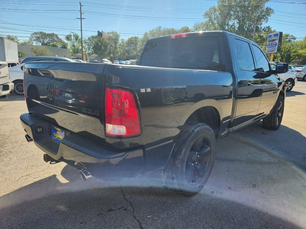 RAM 1500 Tradesman Crew Cab SWB 4WD 2017