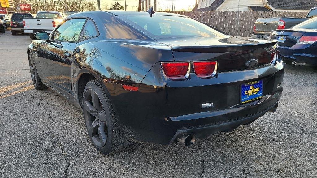 Chevrolet Camaro Coupe 1LT 2012