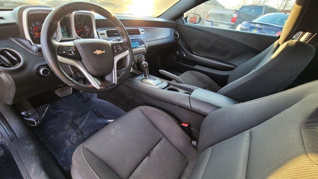 Chevrolet Camaro Coupe 1LT 2012