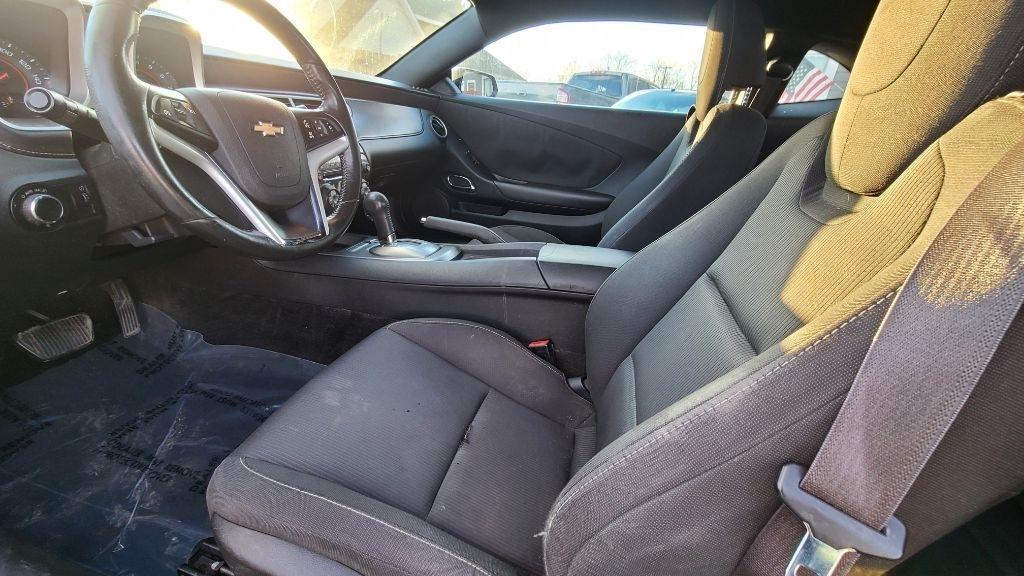 Chevrolet Camaro Coupe 1LT 2012