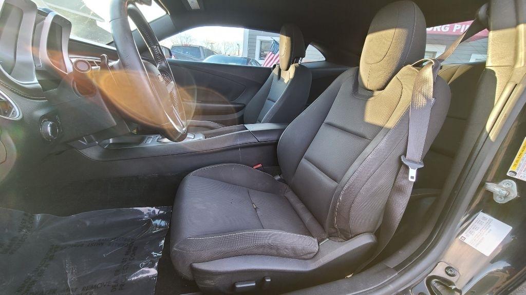 Chevrolet Camaro Coupe 1LT 2012