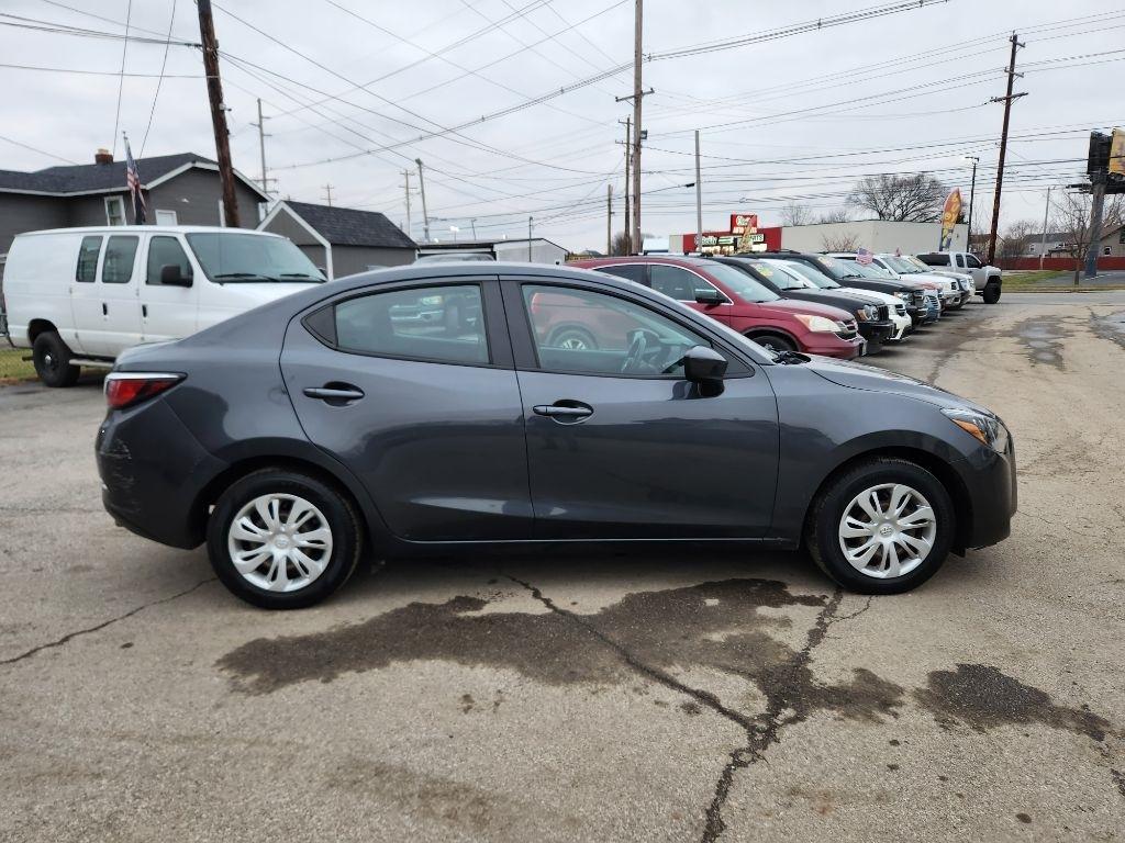 Toyota Yaris iA 6A 2019