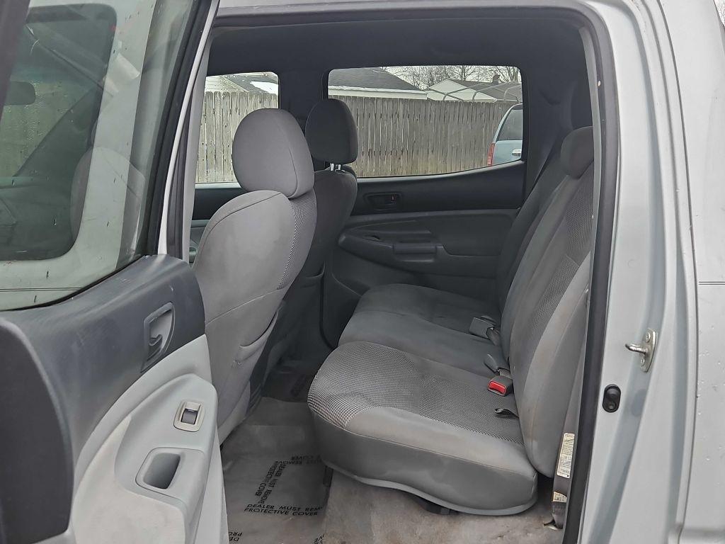Toyota Tacoma Double Cab V6 4WD 2006
