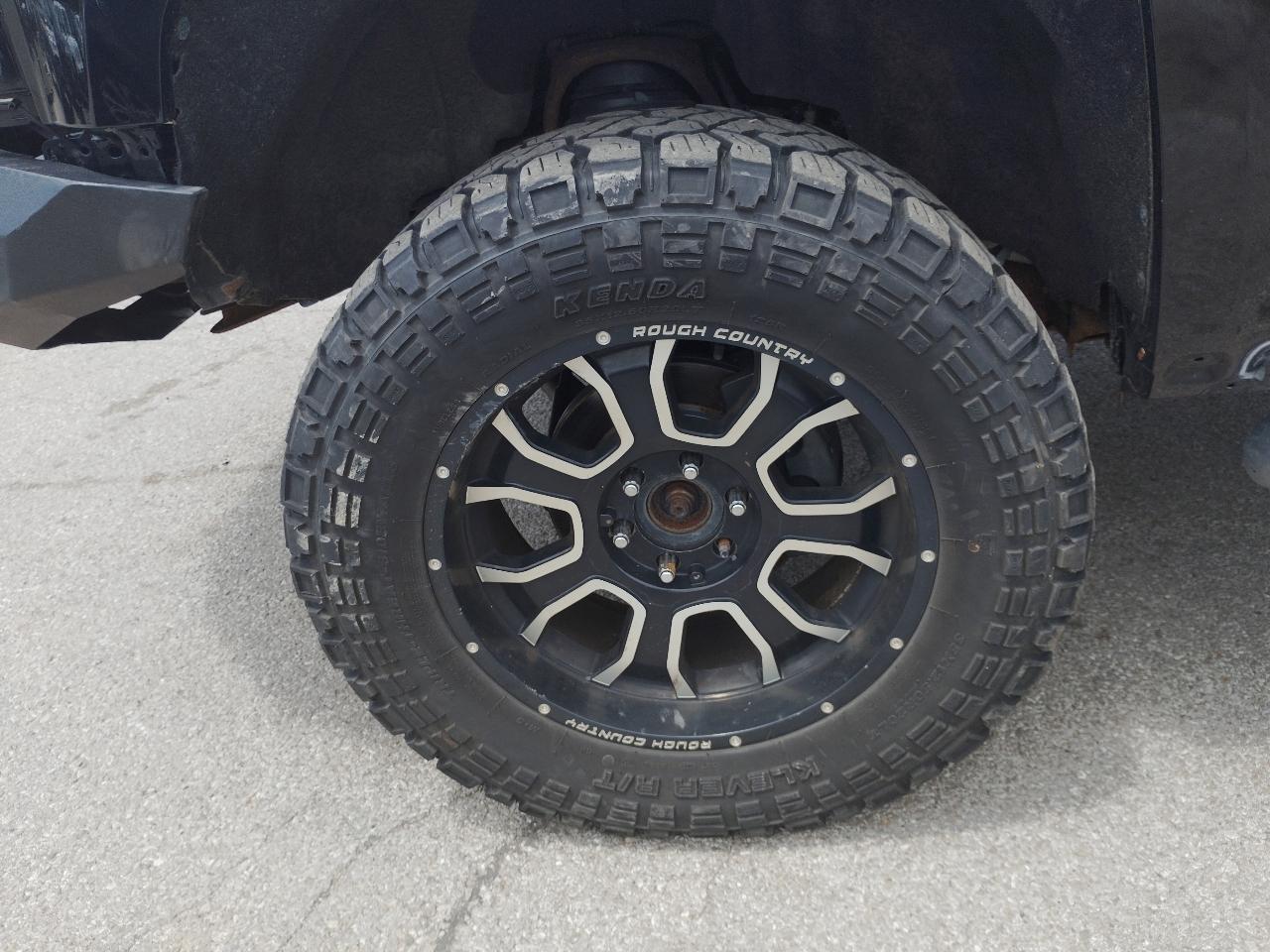 Chevrolet Silverado 1500 LT Crew Cab 4WD 2017