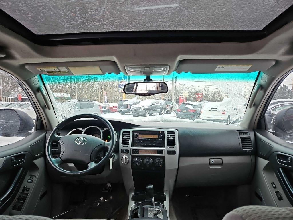 Toyota 4Runner SR5 V8 4WD 2005
