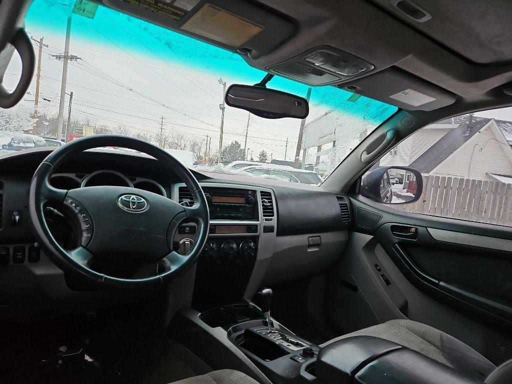 Toyota 4Runner SR5 V8 4WD 2005