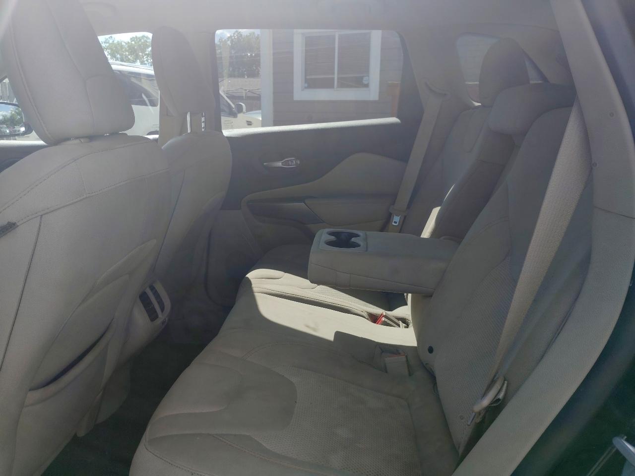 Jeep Cherokee Latitude FWD 2019