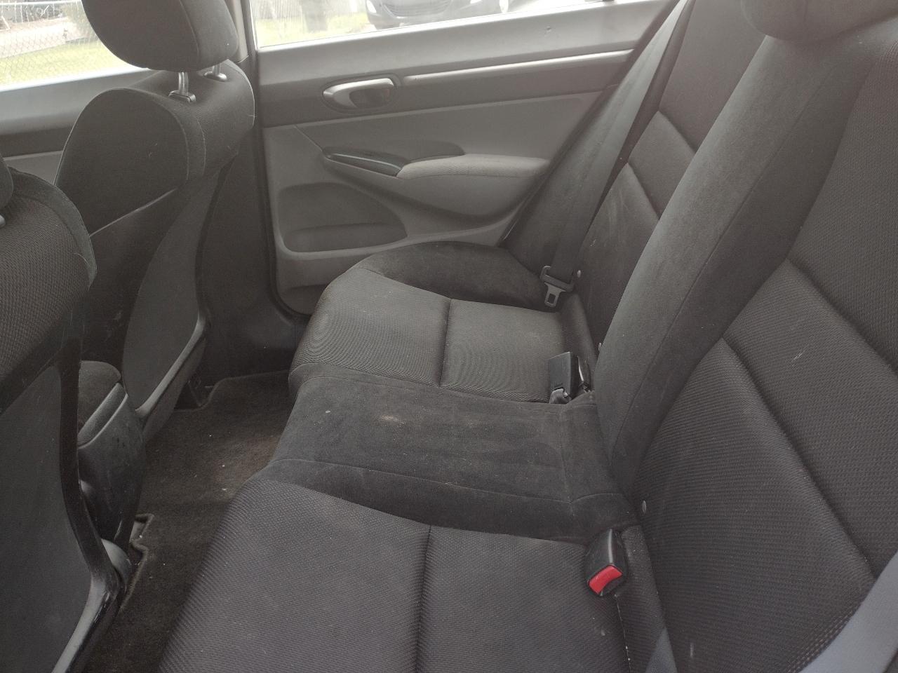 Honda Civic LX-S Sedan 5-Speed AT 2010
