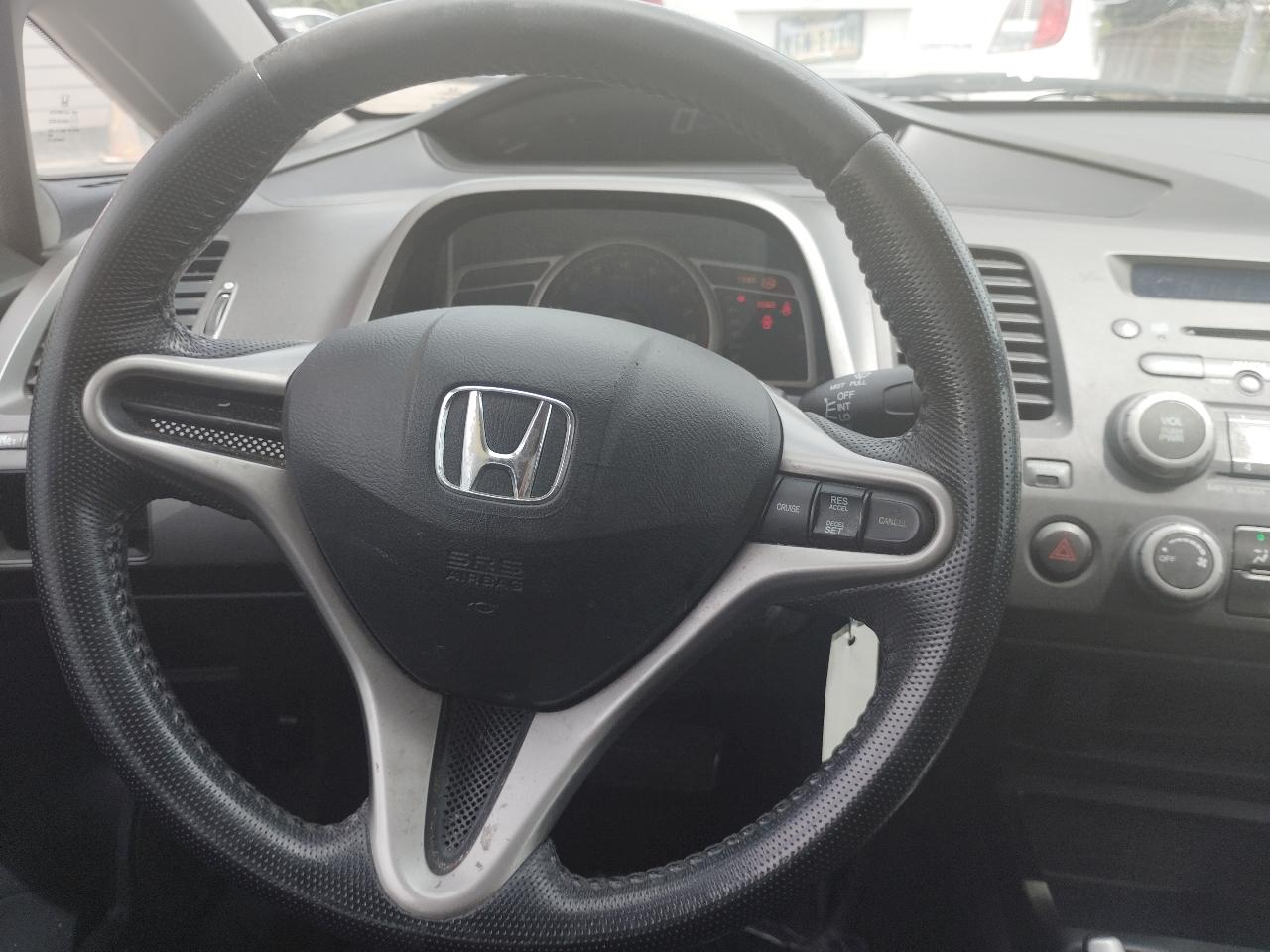 Honda Civic LX-S Sedan 5-Speed AT 2010