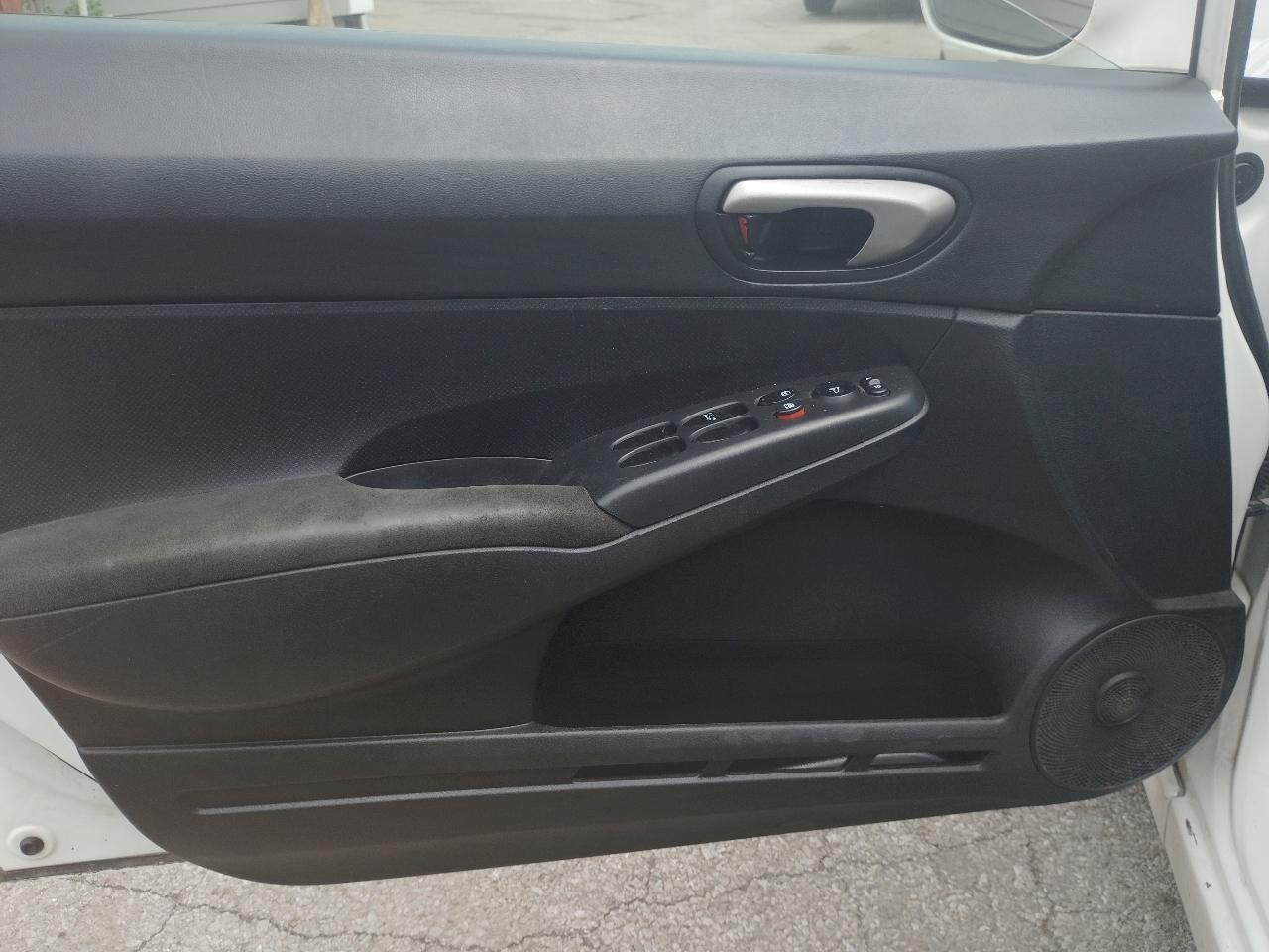 Honda Civic LX-S Sedan 5-Speed AT 2010