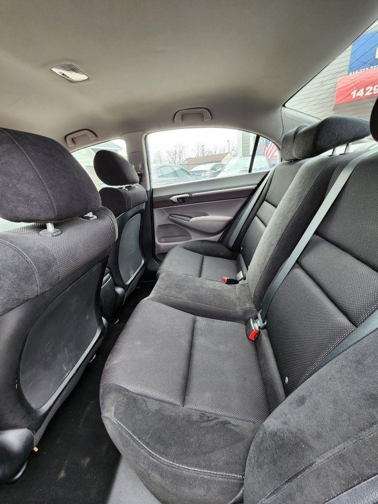 Honda Civic LX-S Sedan 5-Speed AT 2010