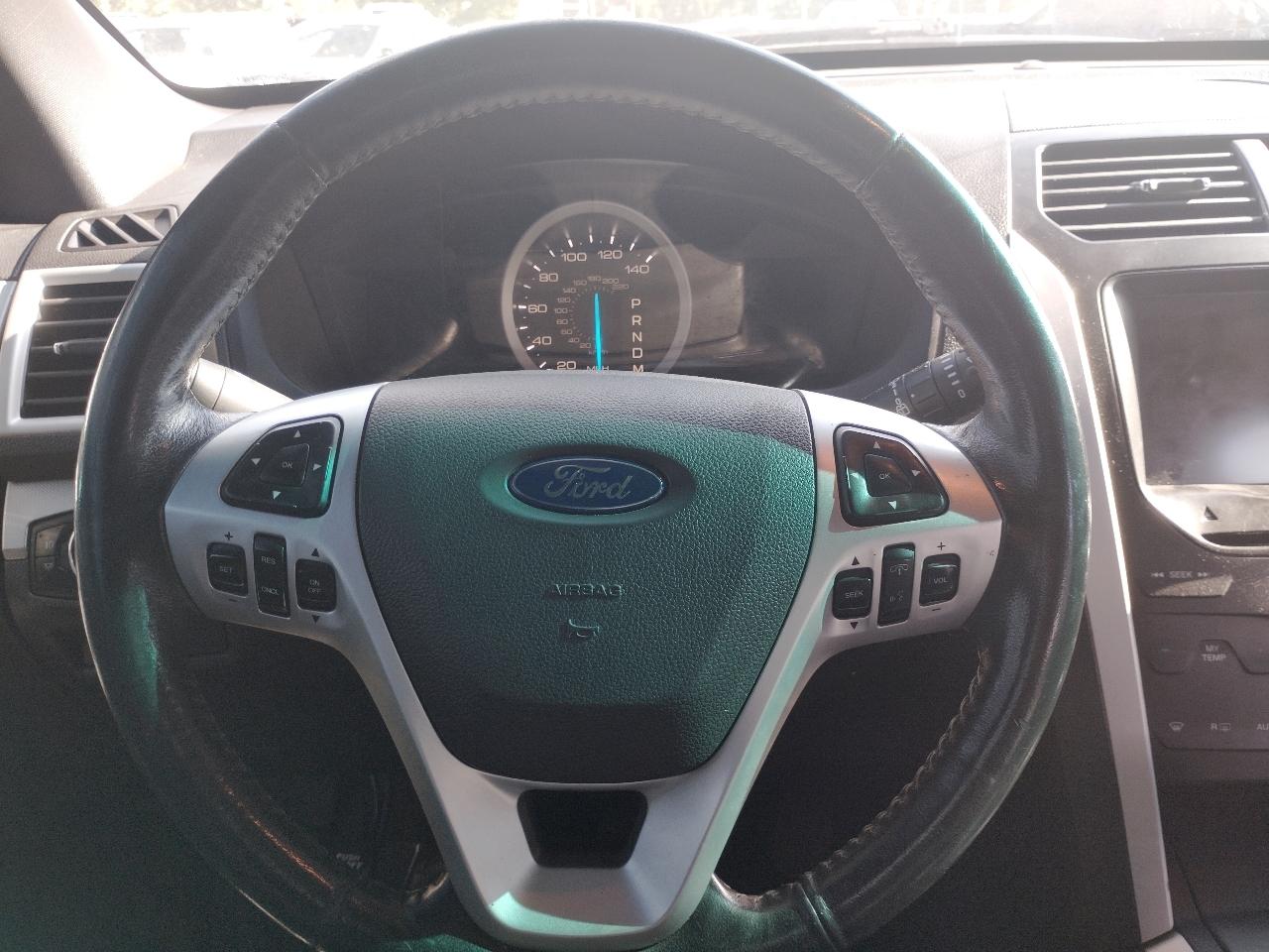 Ford Explorer XLT 4WD 2014