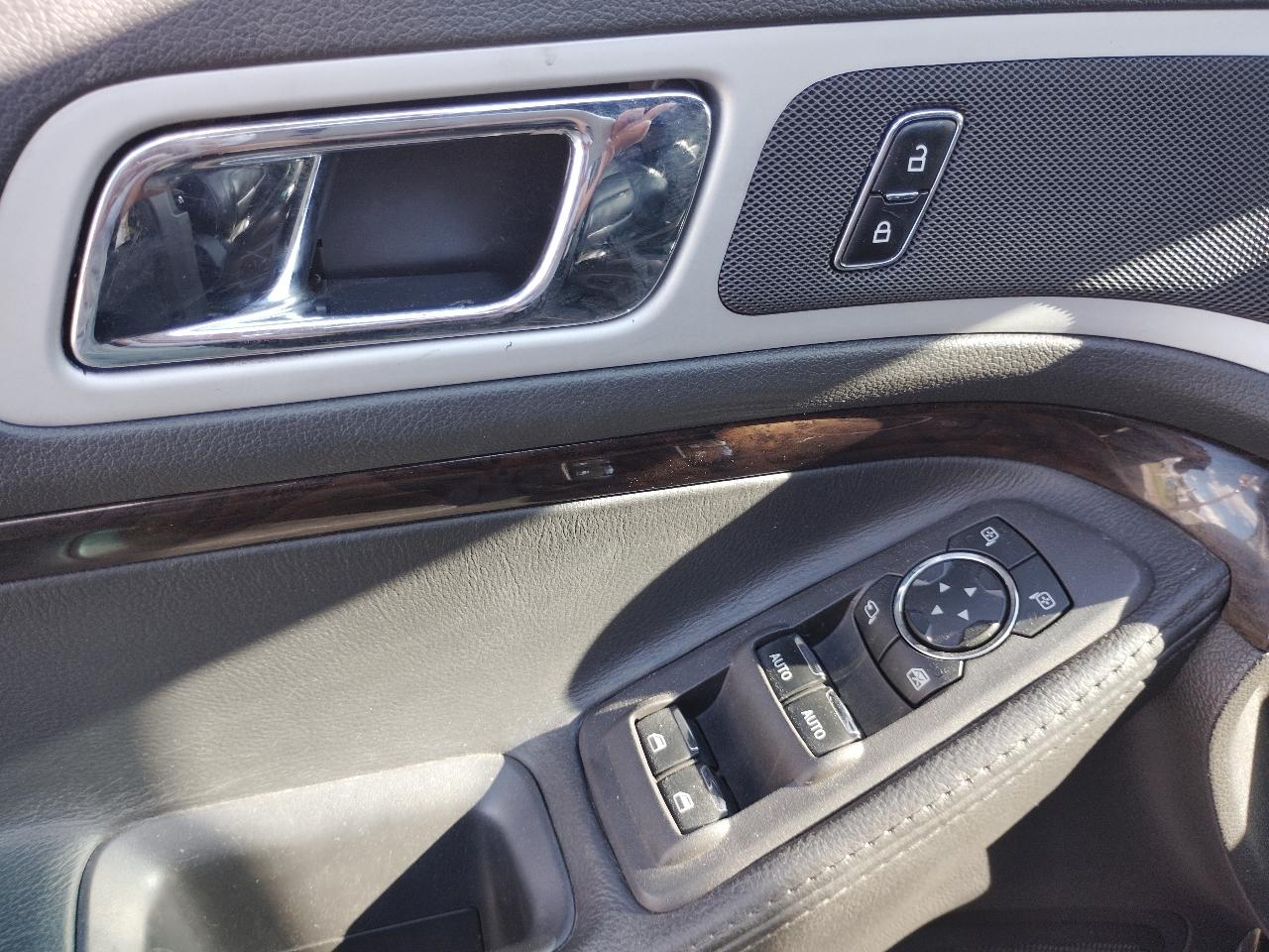 Ford Explorer XLT 4WD 2014