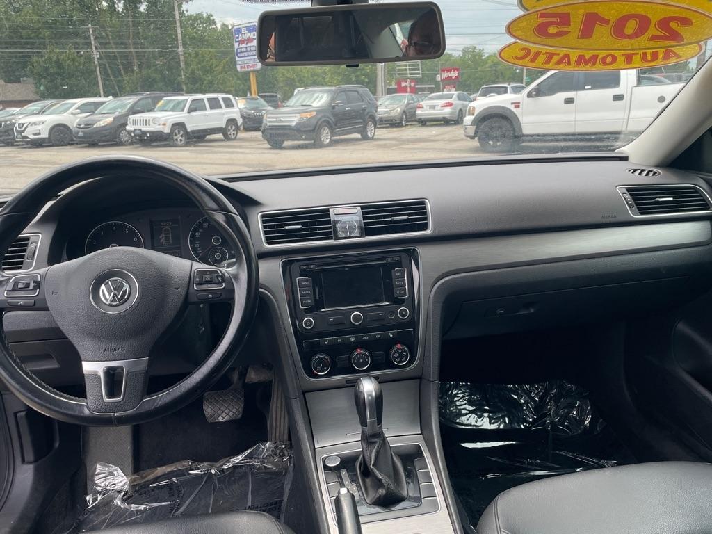 Volkswagen Passat  2015