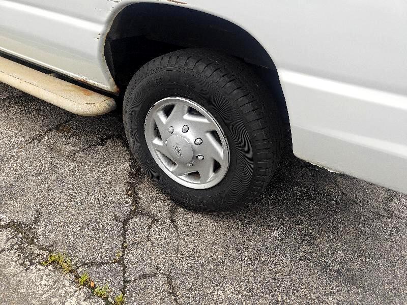 Ford Econoline E-250 2013 Ford Econoline E-250 2013