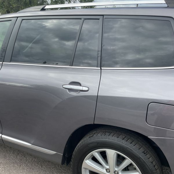 2013 Toyota Highlander Hybrid Limited photo 3