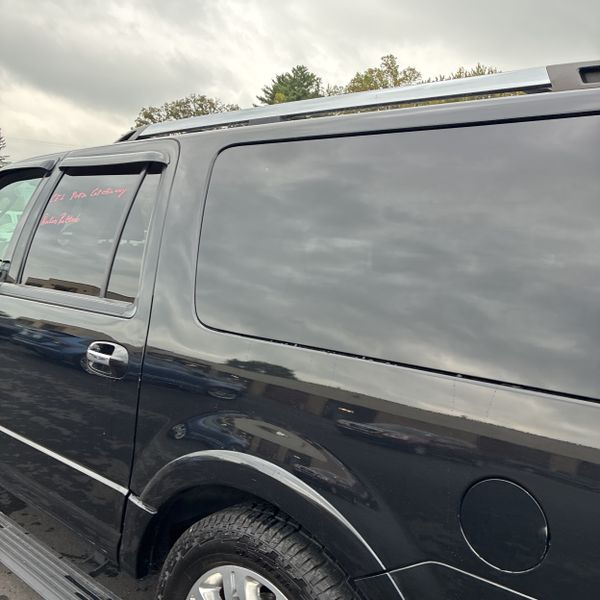 2014 Ford Expedition EL Limited photo 3