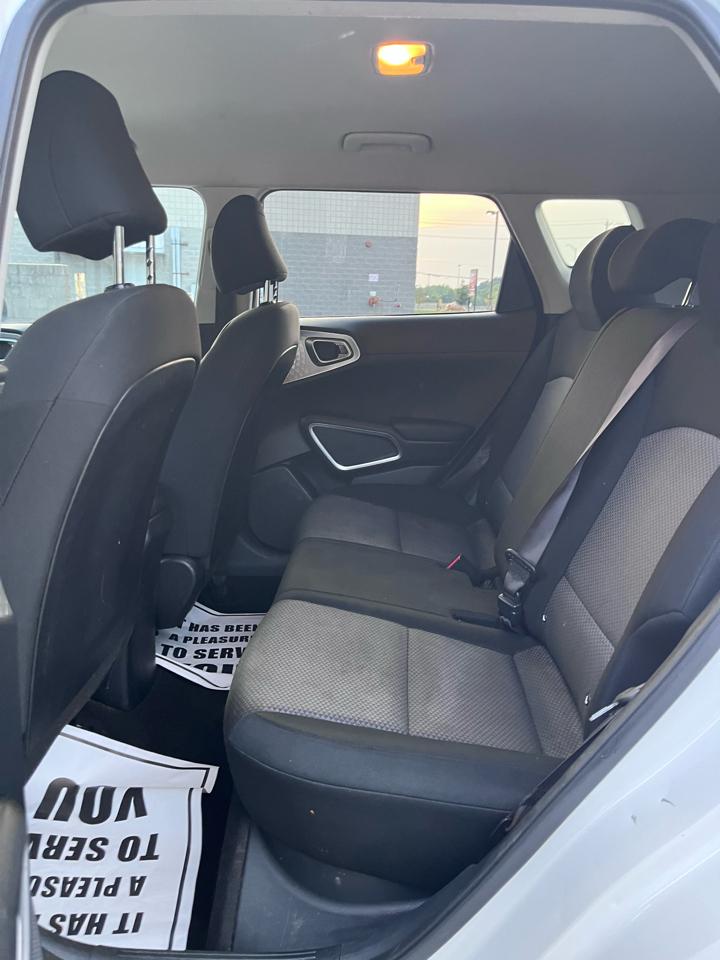 Kia Soul LX CVT 2022